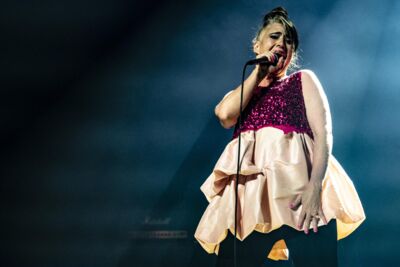 Bikini Kill @ de Roma, picture 11, photographed by Sandra Van Watermeulen - FrontView Magazine