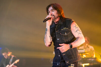 Juanes @ De Roma, picture 2, photographed by Edwin Houdevelt - FrontView Magazine