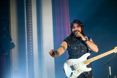 Juanes @ De Roma, picture 16, photographed by Edwin Houdevelt - FrontView Magazine