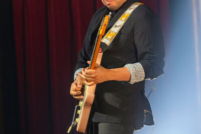 Juanes @ De Roma, picture 23, photographed by Edwin Houdevelt - FrontView Magazine