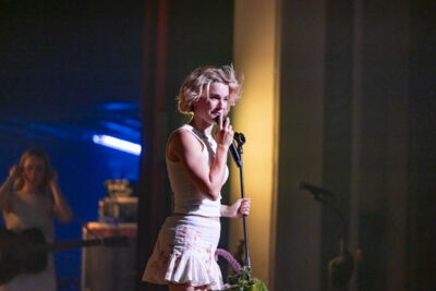 Pommelien Thijs @ De Roma, picture 25, photographed by dirk janssens - FrontView Magazine