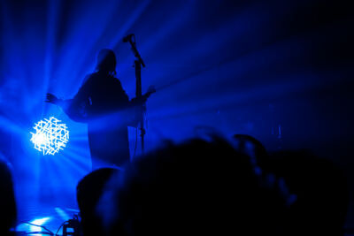 Chelsea Wolfs @ Ancienne Belgique, picture 1, photographed by Jurgen Van De Maele - FrontView Magazine