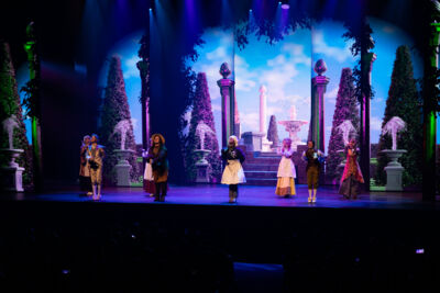 Première Sneeuwwitje @ Studio 100 Theater Plopsaland, foto 31, foto's door Goele Bormans - FrontView Magazine