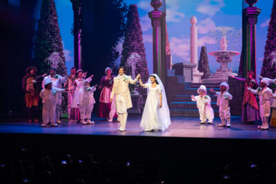 Première Sneeuwwitje @ Studio 100 Theater Plopsaland, foto 39, foto's door Goele Bormans - FrontView Magazine
