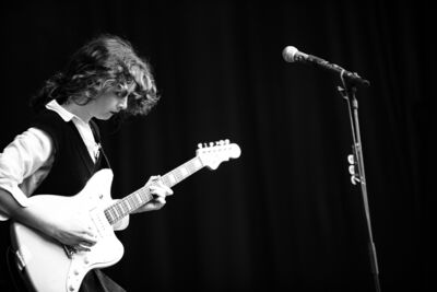 Kids With Buns @ Cactus festival, picture 21, photographed by Anais Callens - FrontView Magazine