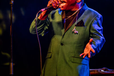 Lee Fields @ Beleuvenissen, picture 16, photographed by Jürgen Bruynooghe - FrontView Magazine