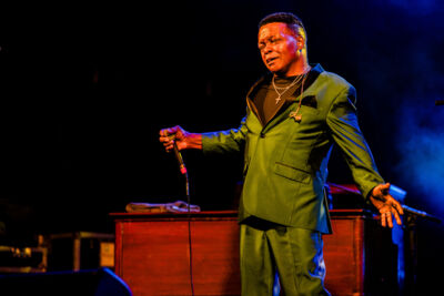 Lee Fields @ Beleuvenissen, picture 17, photographed by Jürgen Bruynooghe - FrontView Magazine