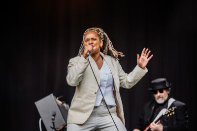 Mazimpakas @ Beleuvenissen, picture 5, photographed by Jürgen Bruynooghe - FrontView Magazine