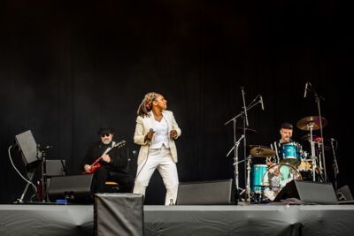 Mazimpakas @ Beleuvenissen, picture 12, photographed by Jürgen Bruynooghe - FrontView Magazine