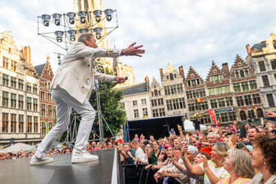 Bart Kaëll @ Vlaanderen Feest - Antwerpen, foto 4, foto's door Dimitri Vanlommel - FrontView Magazine