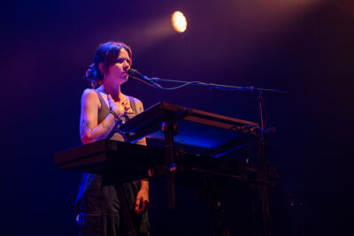 Birdy @ Gent Jazz, foto 12, foto's door David Johnson - FrontView Magazine