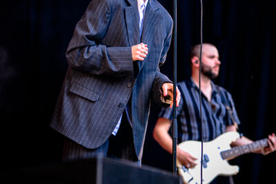 Whispering sons @ Cactus festival, picture 20, photographed by Anais Callens - FrontView Magazine