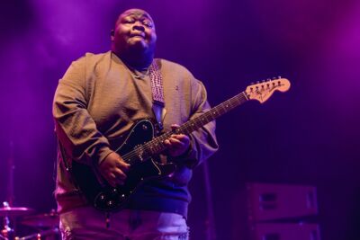 Christone 'Kingfish' Ingram @ Bospop, foto 4, foto's door Dorien Goetschalckx - FrontView Magazine