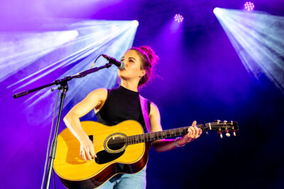 Emmy d'Arc @ Rock Zottegem Dag 3, foto 7, foto's door Luc Klinckaert - FrontView Magazine