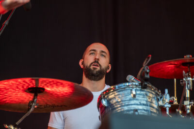 Admiral Freebee @ Kneistival, picture 9, photographed by Bart Janssens - FrontView Magazine