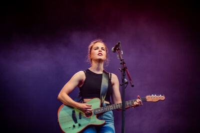 Emmy d'Arc @ Beleuvenissen, picture 22, photographed by Jürgen Bruynooghe - FrontView Magazine