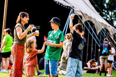 Sfeer @ Rock Herk, picture 35, photographed by Leen Verlinden - FrontView Magazine