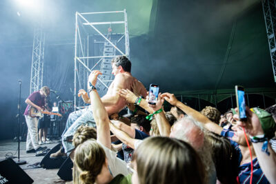 Shame @ Rock Herk, picture 24, photographed by Leen Verlinden - FrontView Magazine