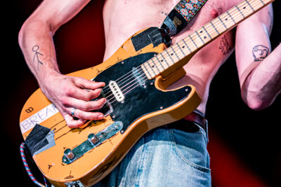 Yesnomaybe @ Rock Herk, picture 2, photographed by Leen Verlinden - FrontView Magazine