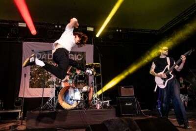 Dad Magic @ Rock Herk, picture 1, photographed by Dorien Goetschalckx - FrontView Magazine