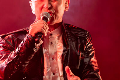 Hellmut Lotti goes metal @ Kneistival, picture 2, photographed by Bart Janssens - FrontView Magazine