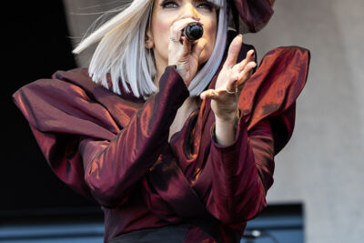 Les Truttes @ Beach Festival Nieuwpoort 2024 dag 3, picture 20, photographed by Marc Verdonck - FrontView Magazine