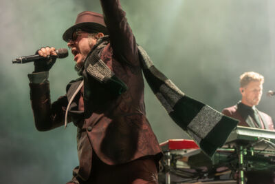 Les Truttes @ Kneistival, picture 2, photographed by Bart Janssens - FrontView Magazine