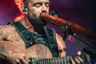 Xavier Rudd @ OLT Rivierenhof, picture 6, photographed by Jelle Meersschaut - FrontView Magazine