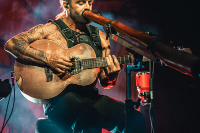 Xavier Rudd @ OLT Rivierenhof, picture 8, photographed by Jelle Meersschaut - FrontView Magazine