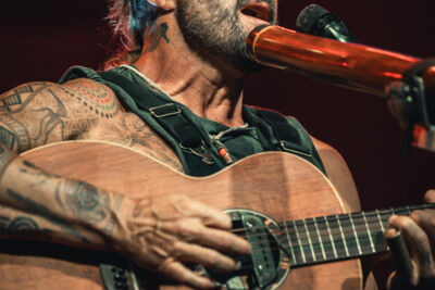 Xavier Rudd @ OLT Rivierenhof, picture 12, photographed by Jelle Meersschaut - FrontView Magazine