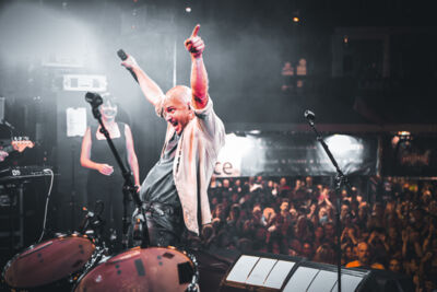 Stan Van Samang @ Gentse Feesten 2024, picture 13, photographed by Kitty van de Waart - FrontView Magazine