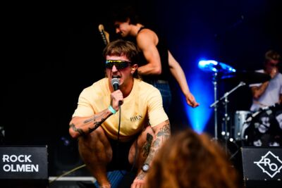 Barno Koevoet & The Duijmschpijkers @ rock Olmen, picture 1, photographed by Gert Daemen - FrontView Magazine