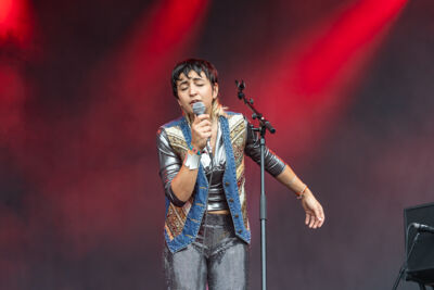 Derya Yıldırım & Grup Şimşek @ Sfinks Mixed 2024 zondag, picture 9, photographed by Marc Verdonck - FrontView Magazine
