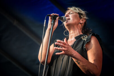 Barbara Dex @ Parkies Sint-Niklaas, foto 8, foto's door Danny Wagemans - FrontView Magazine