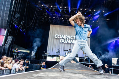 Compact Disk Dummies @ Suikerrock, picture 10, photographed by Dorien Goetschalckx - FrontView Magazine