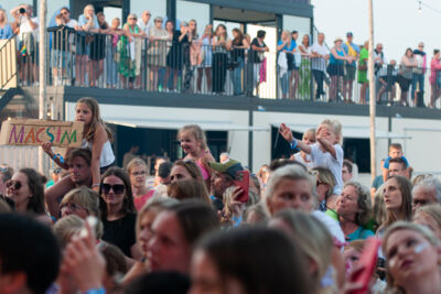 Maksim Stojanac @ Down By The Sea, picture 1, photographed by Jurgen Van De Maele - FrontView Magazine