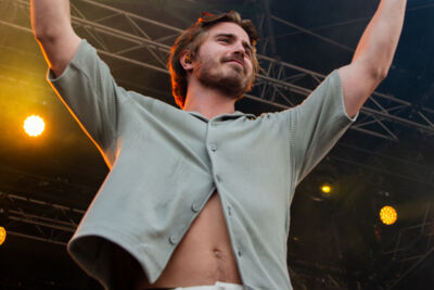 Maksim Stojanac @ Down By The Sea, picture 17, photographed by Jurgen Van De Maele - FrontView Magazine