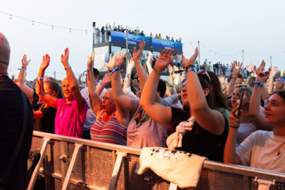 Metejoor @ Down By The Sea, picture 7, photographed by Jurgen Van De Maele - FrontView Magazine