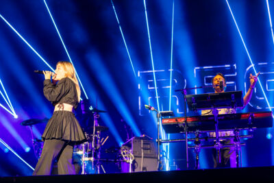 Regi Live ft Linda & guests @ Lokerse Feesten 2024, picture 15, photographed by Edwin Houdevelt - FrontView Magazine