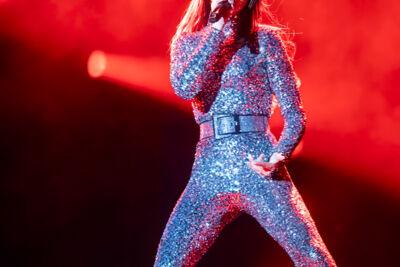 Regi Live ft Linda & guests @ Lokerse Feesten 2024, picture 21, photographed by Edwin Houdevelt - FrontView Magazine