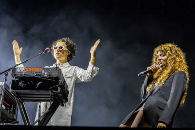 Charlotte Adigery + Bolis Pupul @ Lokerse Feesten 2024, picture 9, photographed by Marc Verdonck - FrontView Magazine
