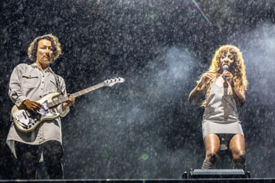 Charlotte Adigery + Bolis Pupul @ Lokerse Feesten 2024, picture 17, photographed by Marc Verdonck - FrontView Magazine