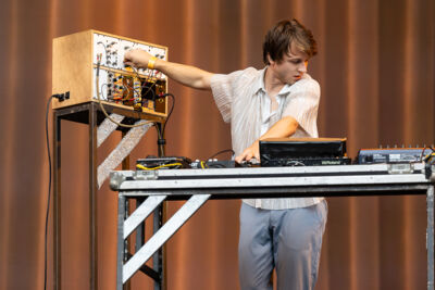 Compact Disk Dummies @ Lokerse Feesten 2024, picture 2, photographed by Marc Verdonck - FrontView Magazine