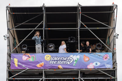 Compact Disk Dummies @ Lokerse Feesten 2024, picture 9, photographed by Marc Verdonck - FrontView Magazine