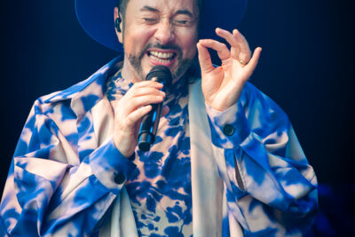 Gustaph @ Down By The Sea, picture 3, photographed by Jurgen Van De Maele - FrontView Magazine