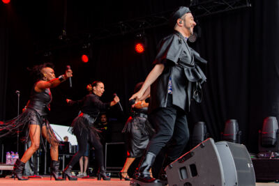 Gustaph @ Down By The Sea, picture 17, photographed by Jurgen Van De Maele - FrontView Magazine