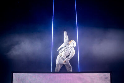 Oscar And The Wolf @ Suikerrock 2024, picture 6, photographed by Peter Smet - FrontView Magazine
