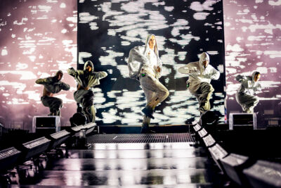 Oscar And The Wolf @ Suikerrock 2024, picture 12, photographed by Peter Smet - FrontView Magazine