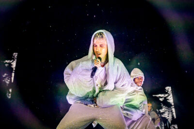 Oscar And The Wolf @ Suikerrock 2024, picture 13, photographed by Peter Smet - FrontView Magazine