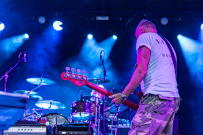 Peter Hook & The Light @ OLT Rivierenhof, picture 5, photographed by Bart Janssens, Patrick Van den Troost - FrontView Magazine